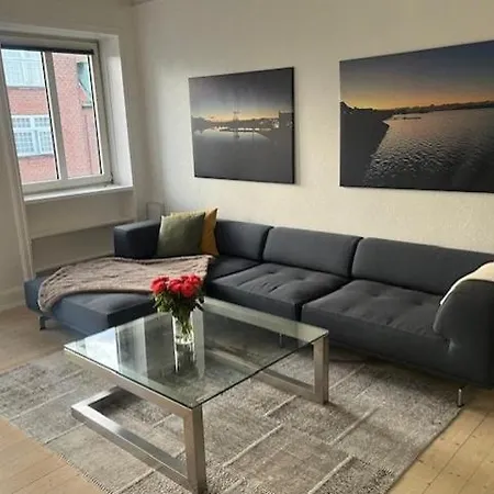 Olivia Apartment *